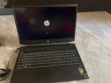 Computer HP Pavilion 15”