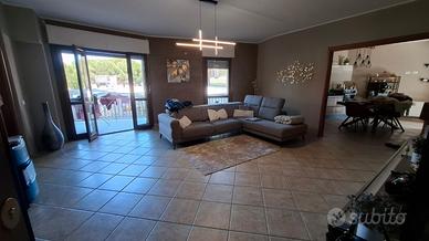 5 vani compreso Box Ristrutturato