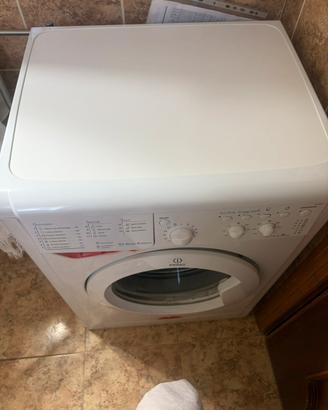 Indesit lavatrice