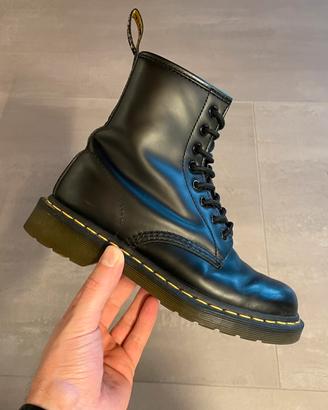 Dr Martens 38