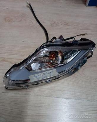 LAMPEGGIATORE/FRECCIA ANTERIORE SYM