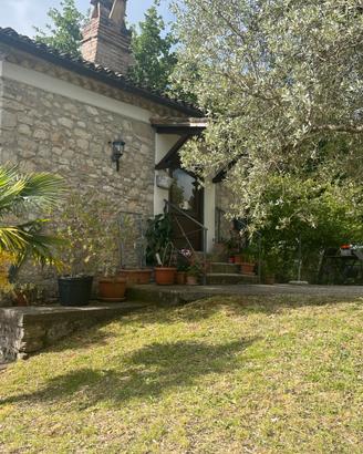 Casaletto indipendente nel verde