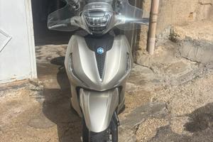 Piaggio Beverly 300