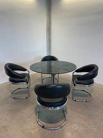 tavolo e sedie di giotto stoppino kartell