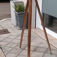 Treppiede da geometra in legno vintage