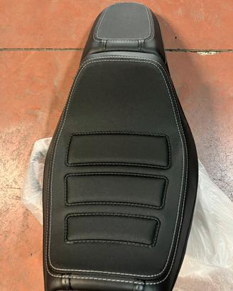 Sella Harley Davidson 114