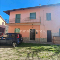Morbello Costa appartamento con ingresso indipende
