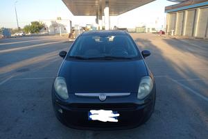 Fiat Punto evo con gancio traino 95cv