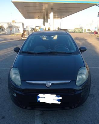 Fiat Punto evo con gancio traino 95cv