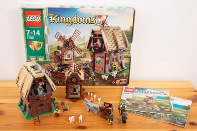 LEGO Castle 7189 Mill Village Raid Box