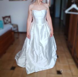 Abito da sposa Adriana Alier in Mikado