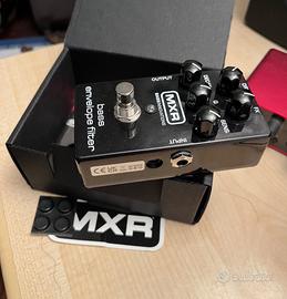 Pedale basso MXR Bass Envelope Filter - M82