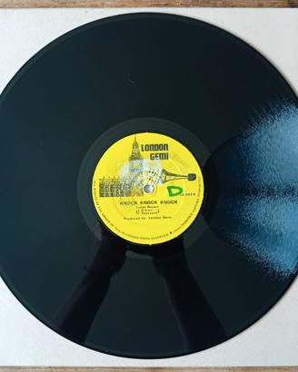 Disco 45 giri 12" Junior Brown, Knock Knock Knock