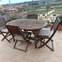 tavolo e sedie da esterno in legno massello