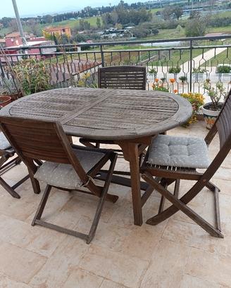 tavolo e sedie da esterno in legno massello