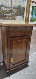 Codice: 267351 MOBILETTO IN LEGNO DI NOCE 1 ANTA