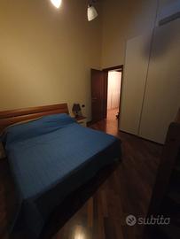 letto matrimoniale e 2 mobiletti  di Ricci Casa 