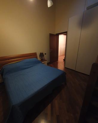 letto matrimoniale e 2 mobiletti  di Ricci Casa 