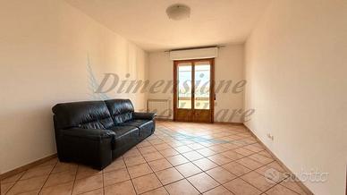 Appartamento di 90 m² con 4 locali e box auto dopp