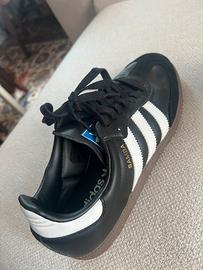 Adidas Samba nere
