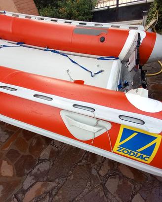 Zodiac Fastroller Futura 420