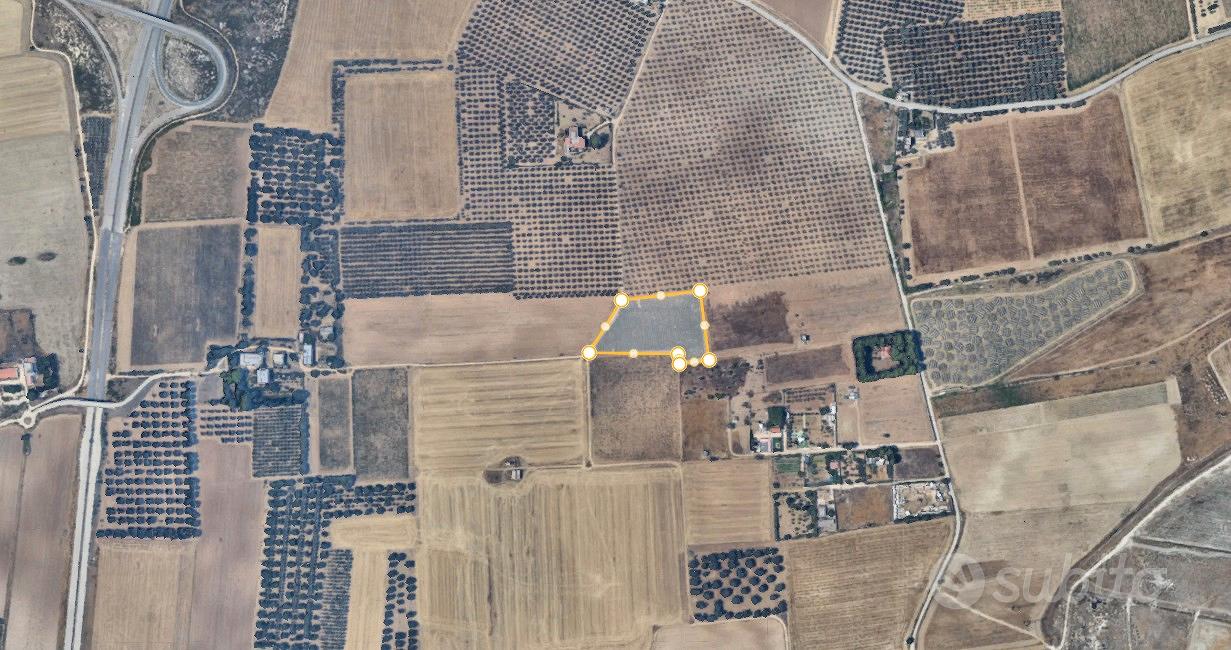 Terreno agricolo con Vigneto a spalliera - Taranto - Vista 2