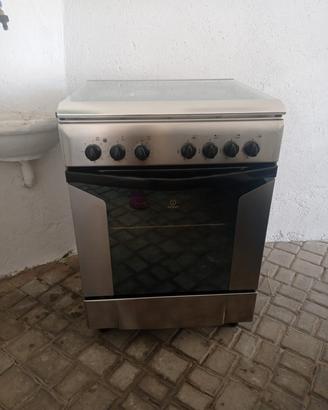 cucina gas completa indesit