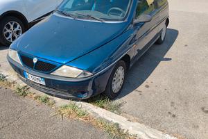 Lancia Y elefantino