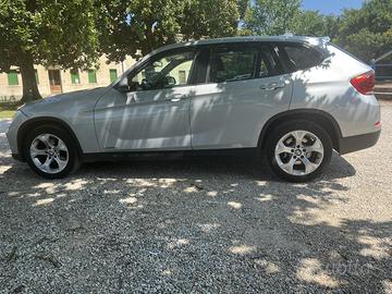 Bmwx1