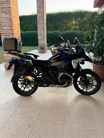 Bmw R 1300 gs triple black 2500km