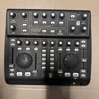 Miker dj to Behringer BCD3000 B-Control.