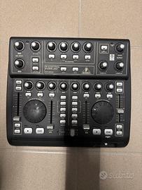 Miker dj to Behringer BCD3000 B-Control.