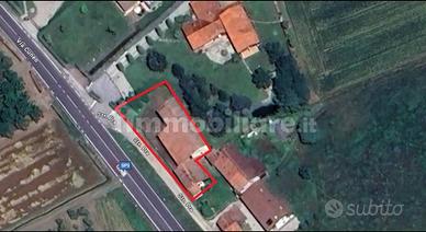 Rustico da ristrutturare