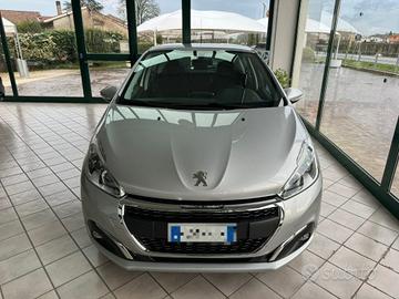 PEUGEOT 208 PureTech 82 5 porte Active anche per