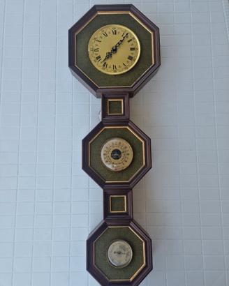 Stazione meteo vintage con orologio, barometro ecc
