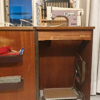 Necchi 259 macchina per cucire con mobile 