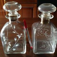 Vintage: bottiglie lavorate su vetro