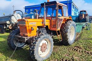 Fiat 1300 Super-gomme nuove