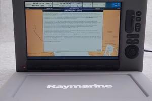 Plotter Raymarine 14 Pollici