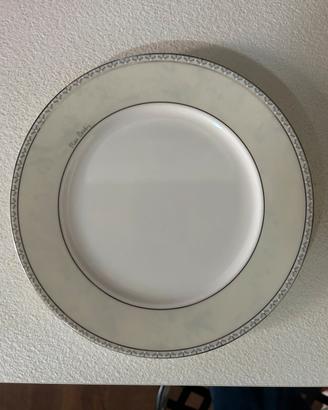 Servizio di piatti elegante Pierre Cardin