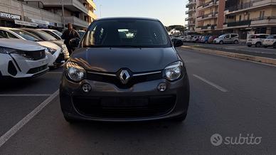 Renault Twingo SCe EDC La Parisienne