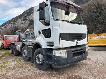 Renault Premium Lander