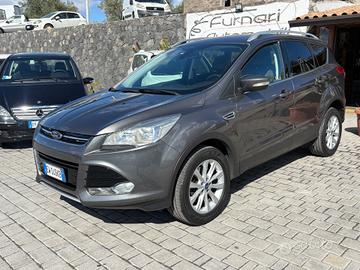 Ford Kuga 2.0 TDCI 140 CV 4WD Titanium