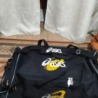 Borsone Asics nuovo lunghezza 90cm con base rigida