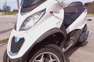 Piaggio MP3 500 i.e. Business (solo 2416km!)