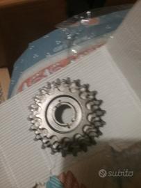 ruota libera filettata 5 rapporti 14 /22