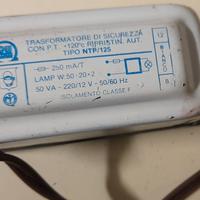 Trasformatore di sicurezza modello NTP/125. 