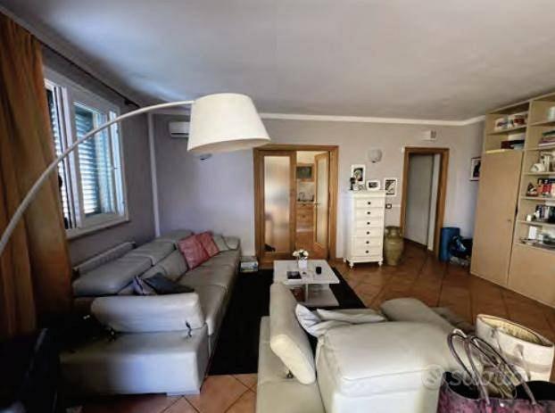Immobile in asta di 139 m² con 4 locali a Tempio P - Vista 2