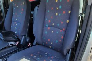 MERCEDES-BENZ VANEO 2002 - TAPPEZZERIA