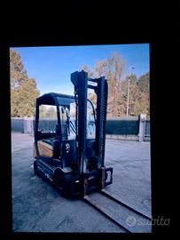 Carrello elevatore om 25 quintali